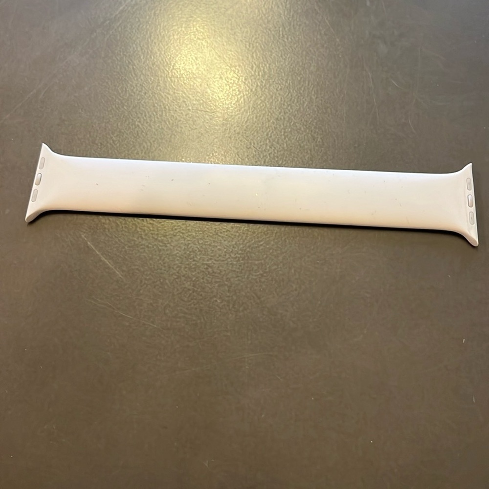 Apple Watch Starlight solo loop 45mm